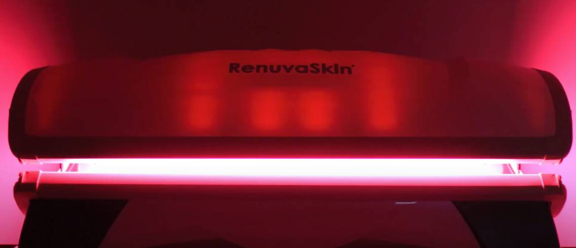 Renuvaskin logo on an equipment